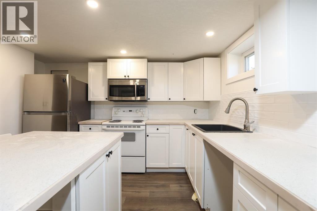 813 11 Avenue S - 20