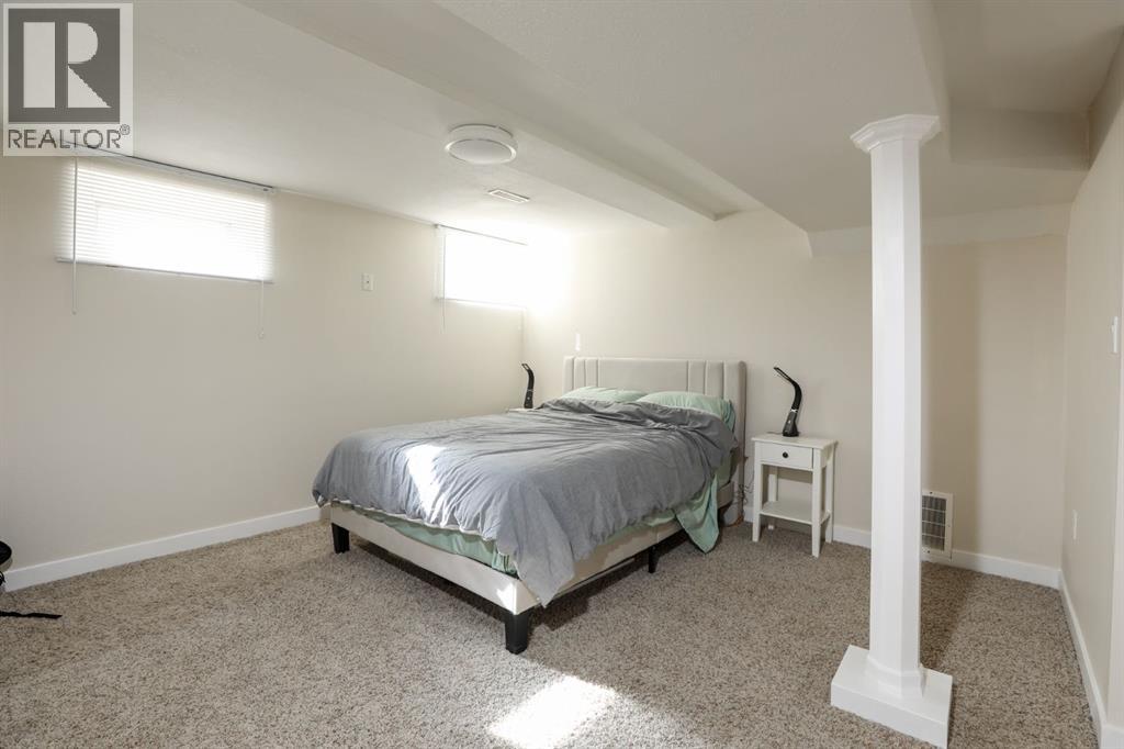813 11 Avenue S - 26