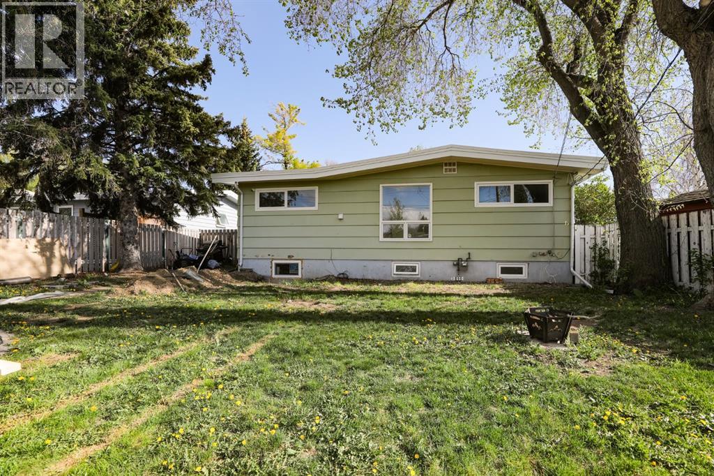 813 11 Avenue S - 30