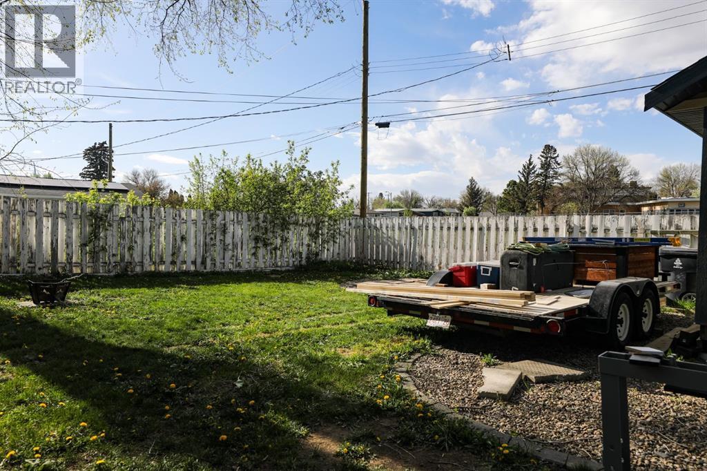 813 11 Avenue S - 29