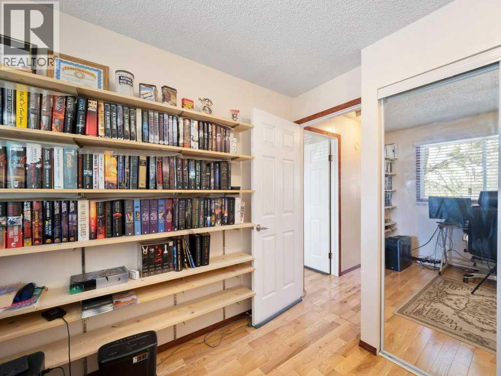 143 Erin Mount Place SE - 17