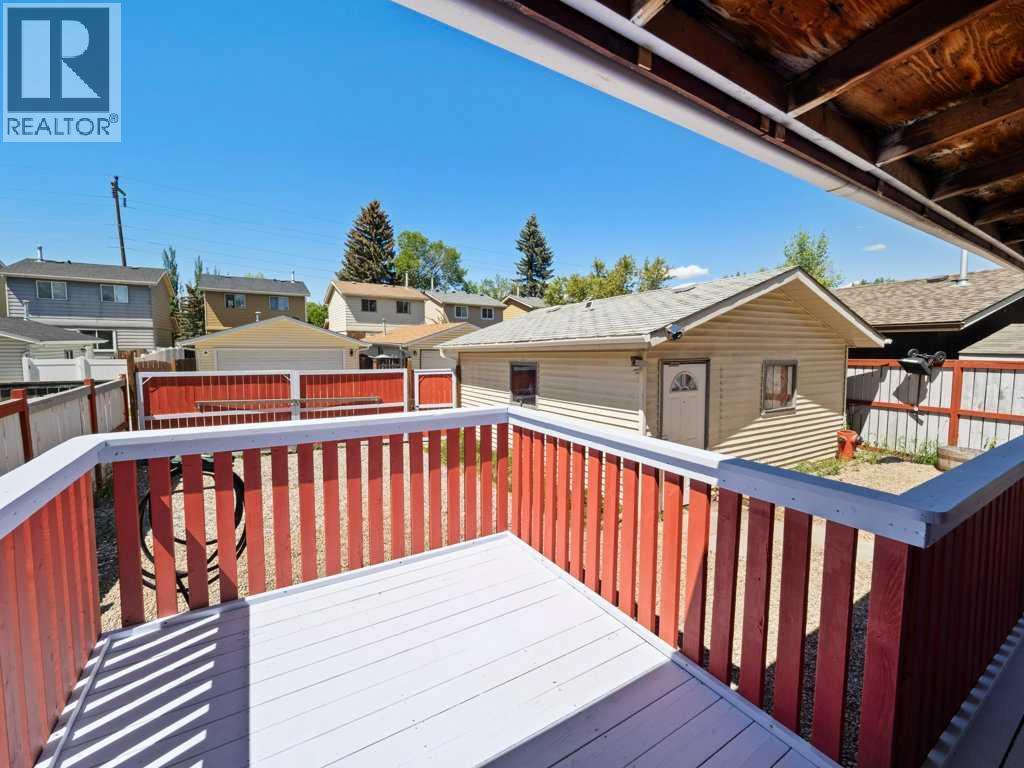 143 Erin Mount Place SE - 27