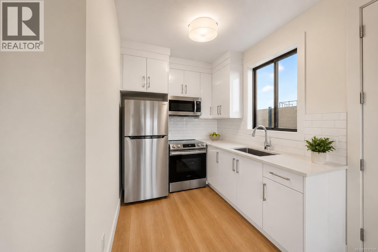 2185 Navigators Rise - 36