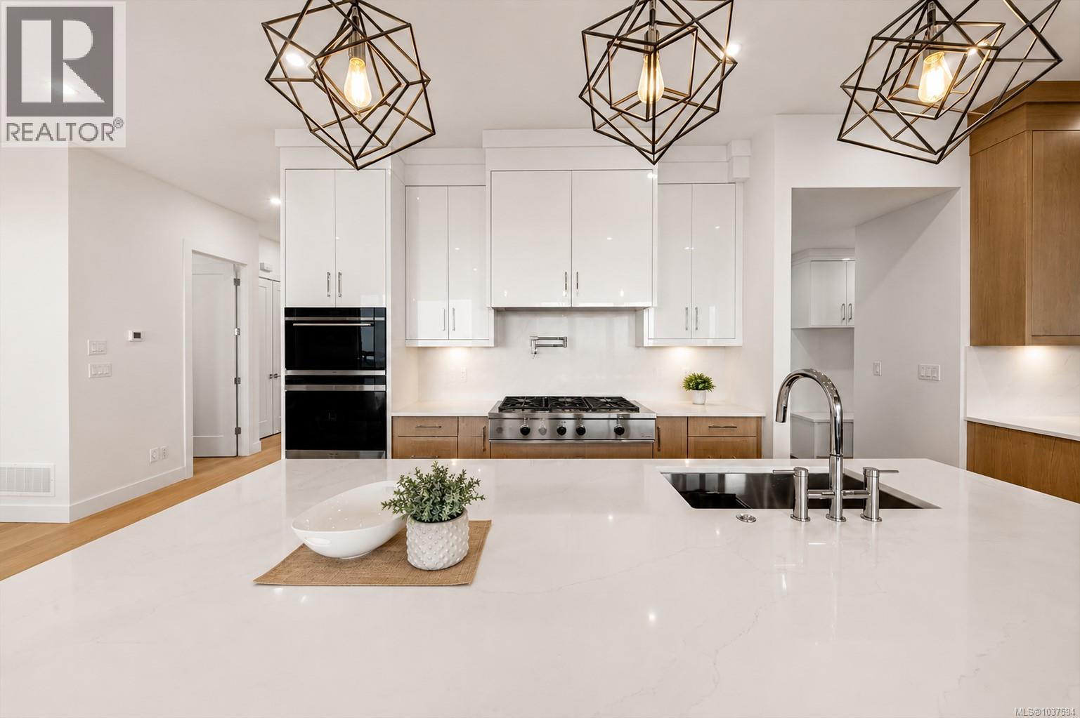 2185 Navigators Rise - 8