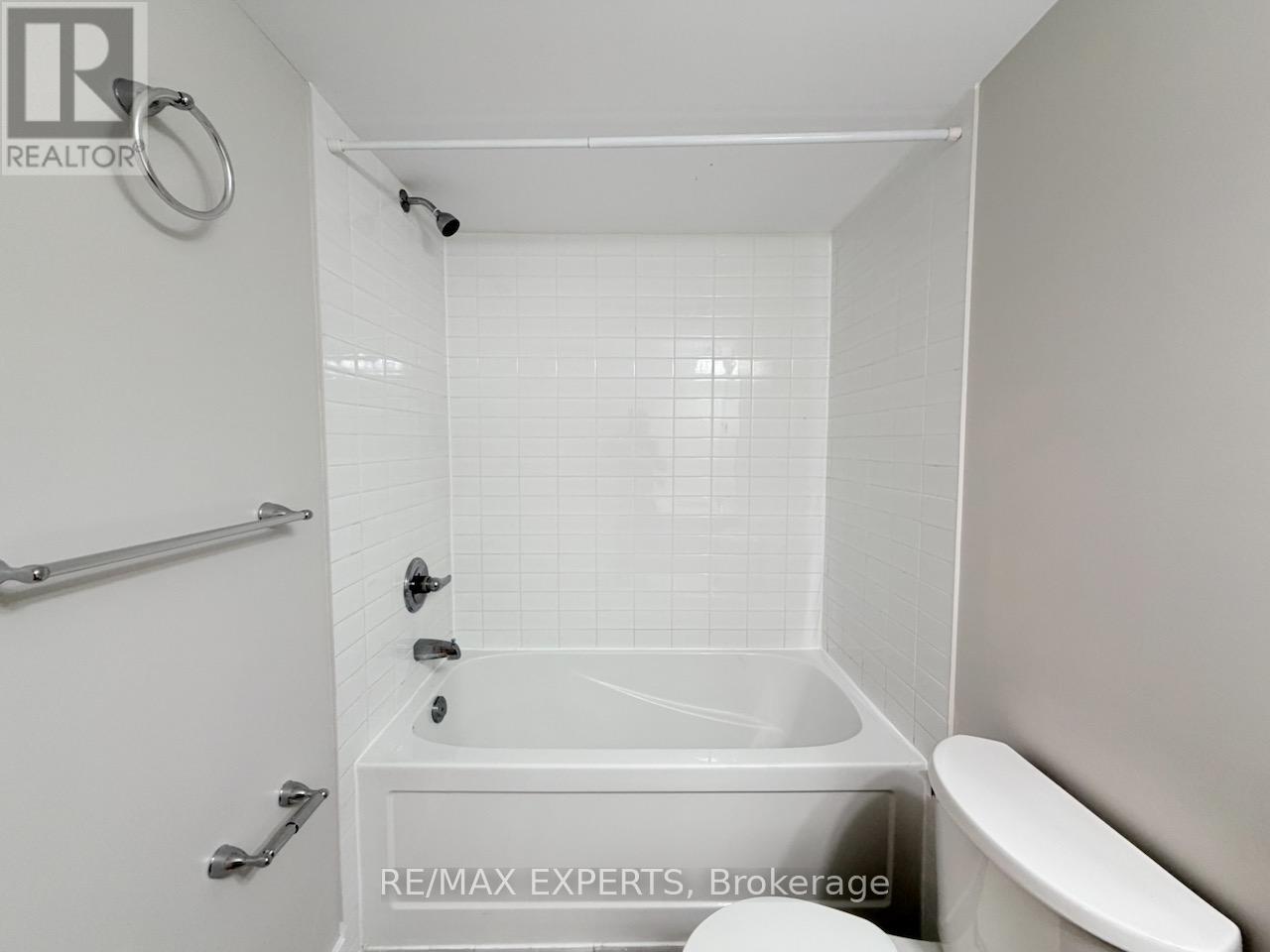 175 VETERANS DR 9 DRIVE - 35
