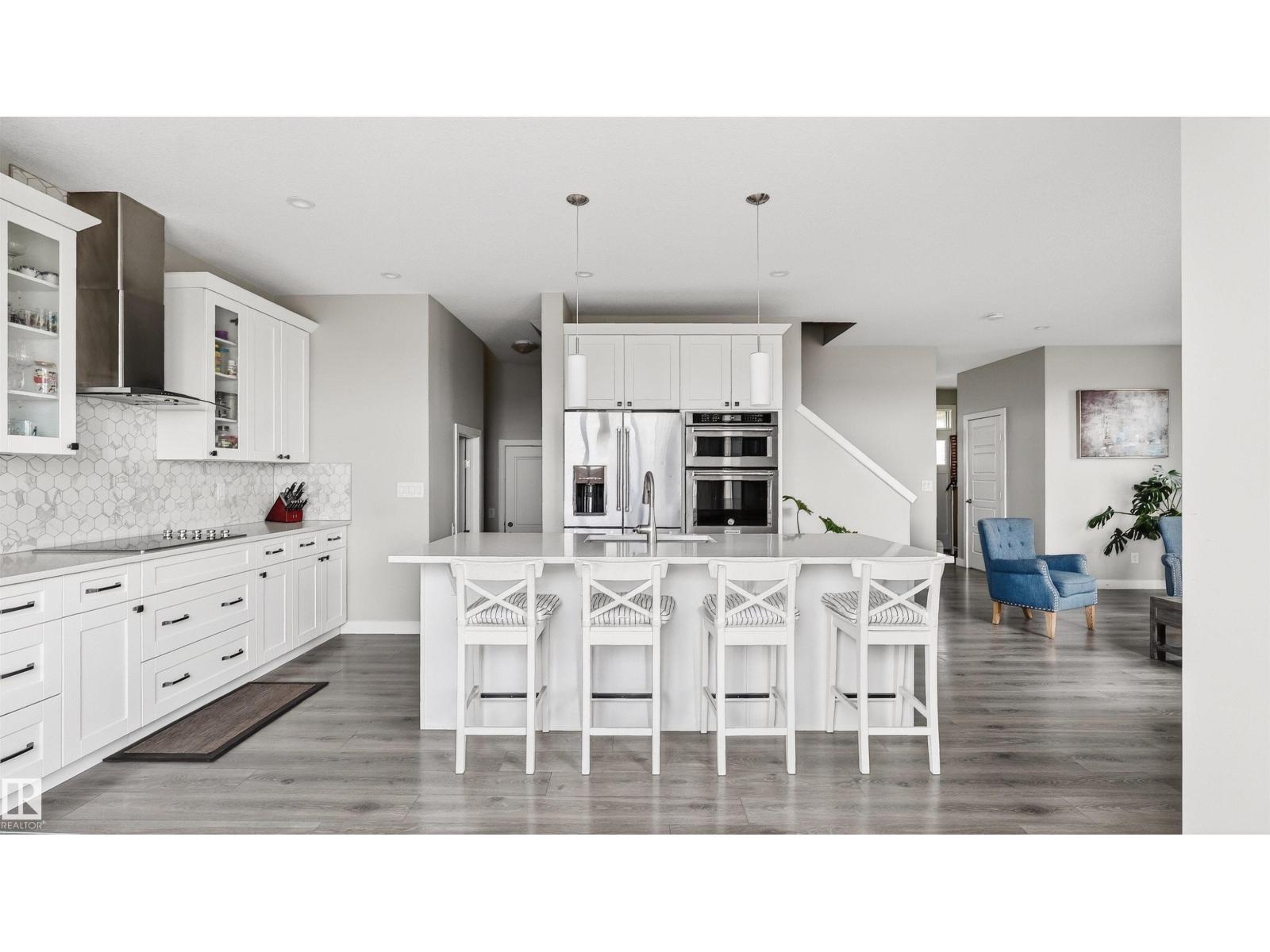 1723 200 ST NW NW - 10