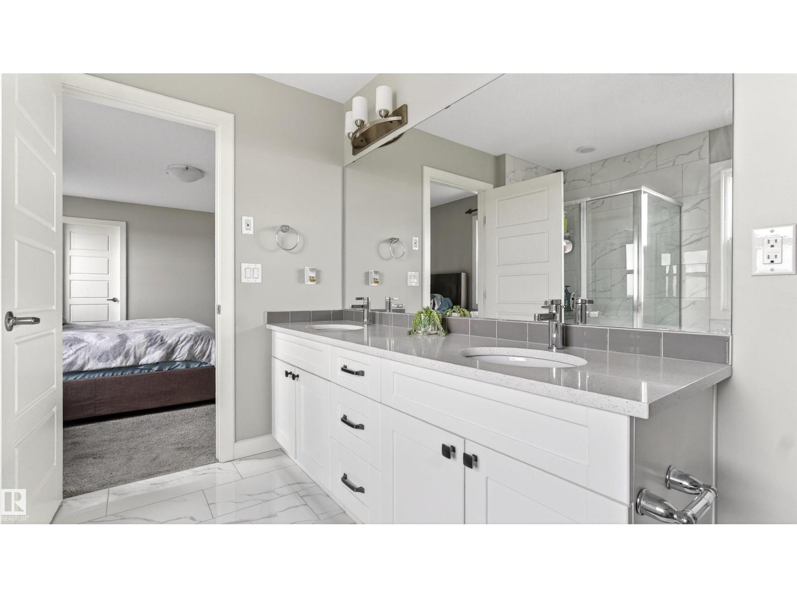 1723 200 ST NW NW - 29
