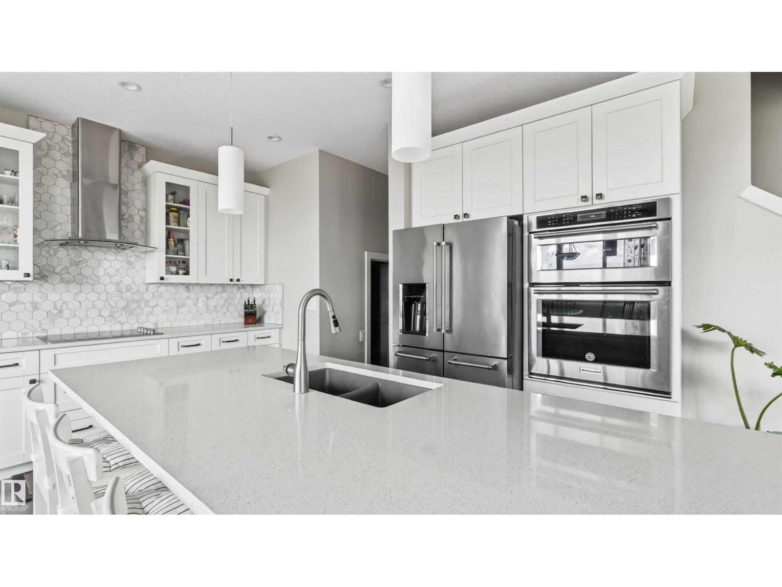 1723 200 ST NW NW - 12