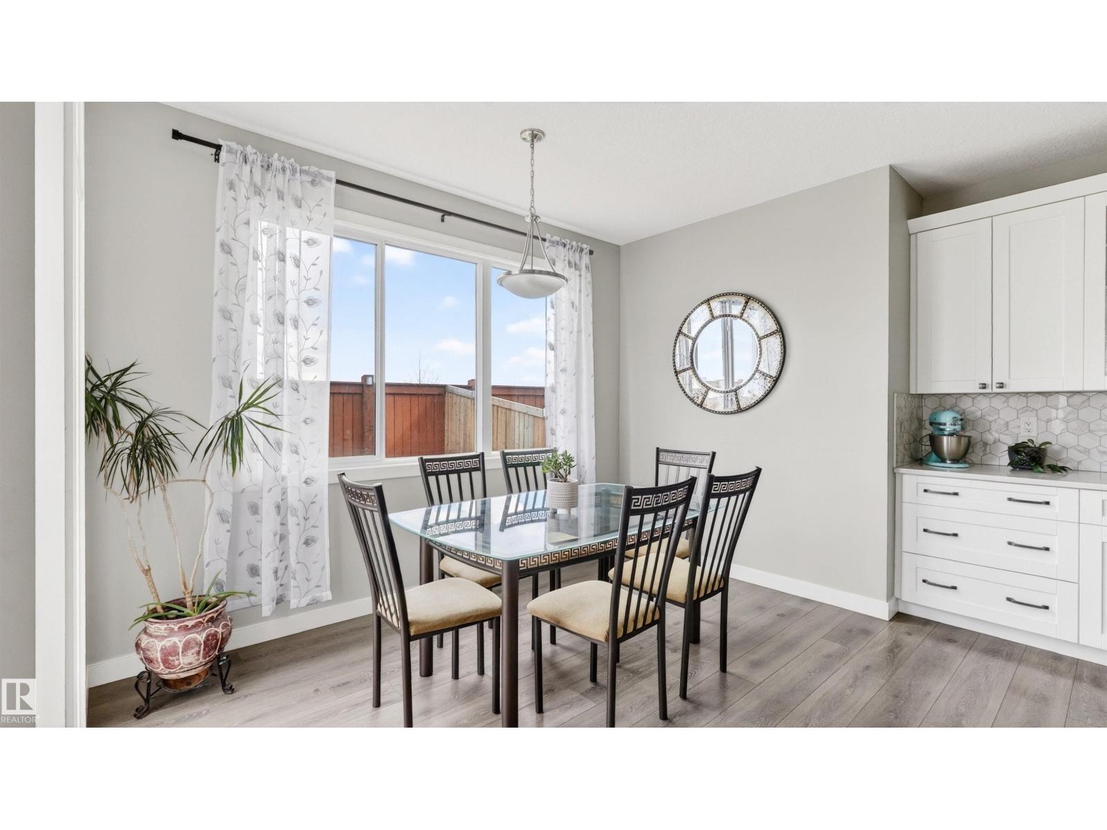1723 200 ST NW NW - 17