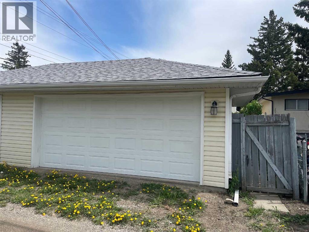 3103 39 Street SW - 28