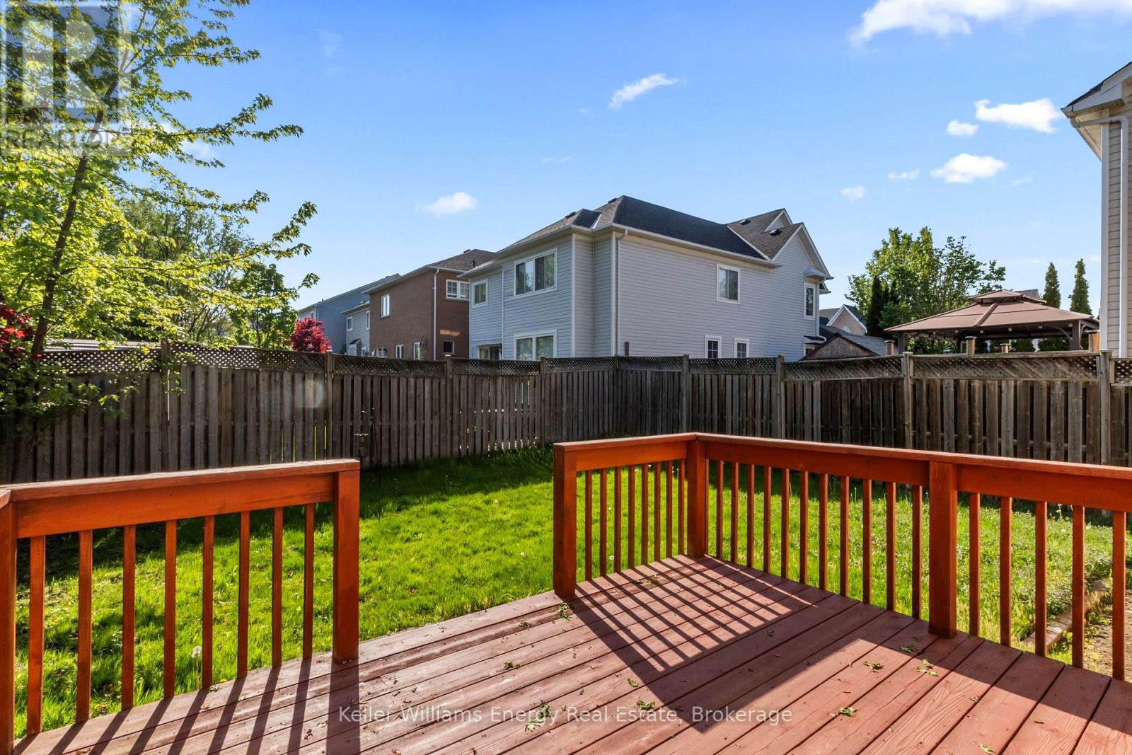 1530 ALDERGROVE DRIVE - 24