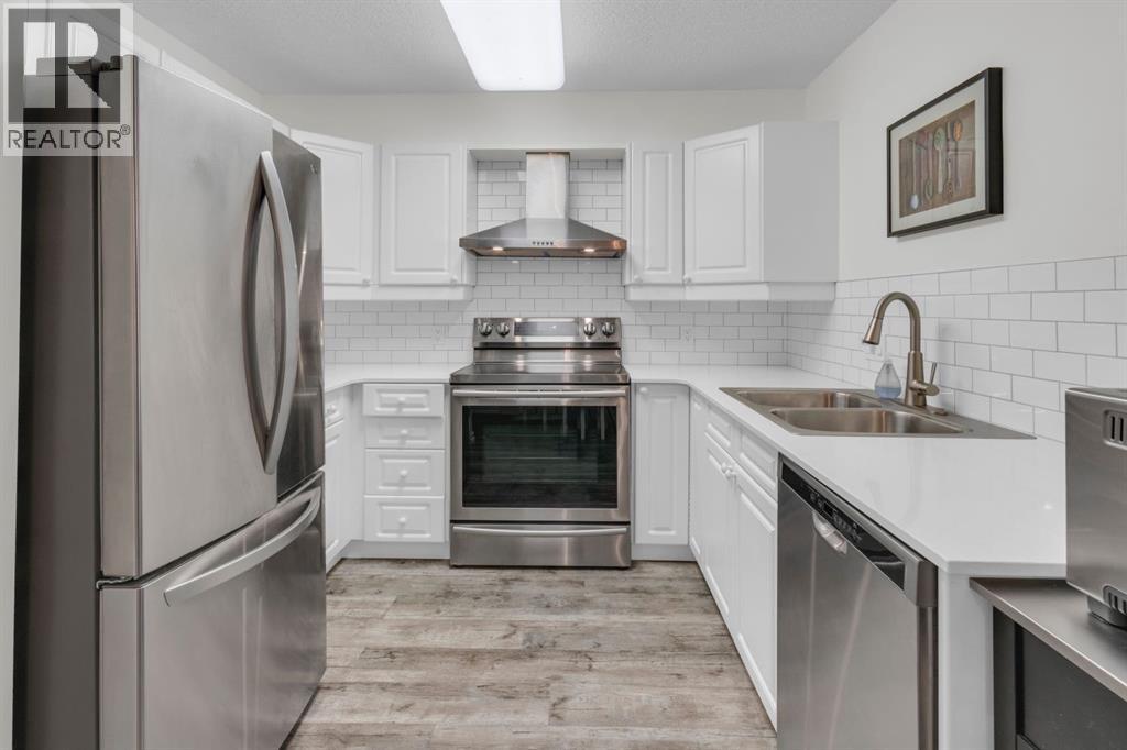 #1114 1818 Simcoe Boulevard SW - 10