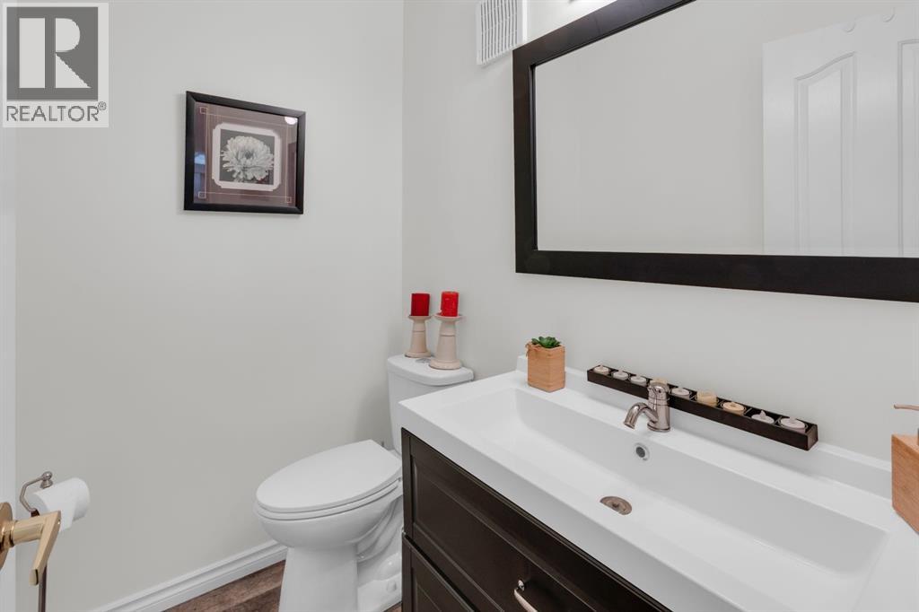 #1114 1818 Simcoe Boulevard SW - 21