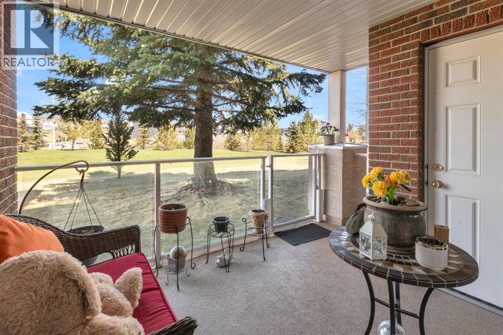 #1114 1818 Simcoe Boulevard SW - 23