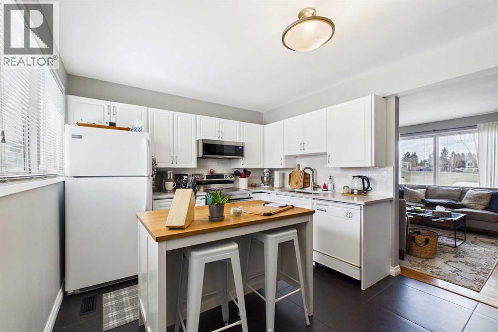 584 Killarney Glen Court SW - 13