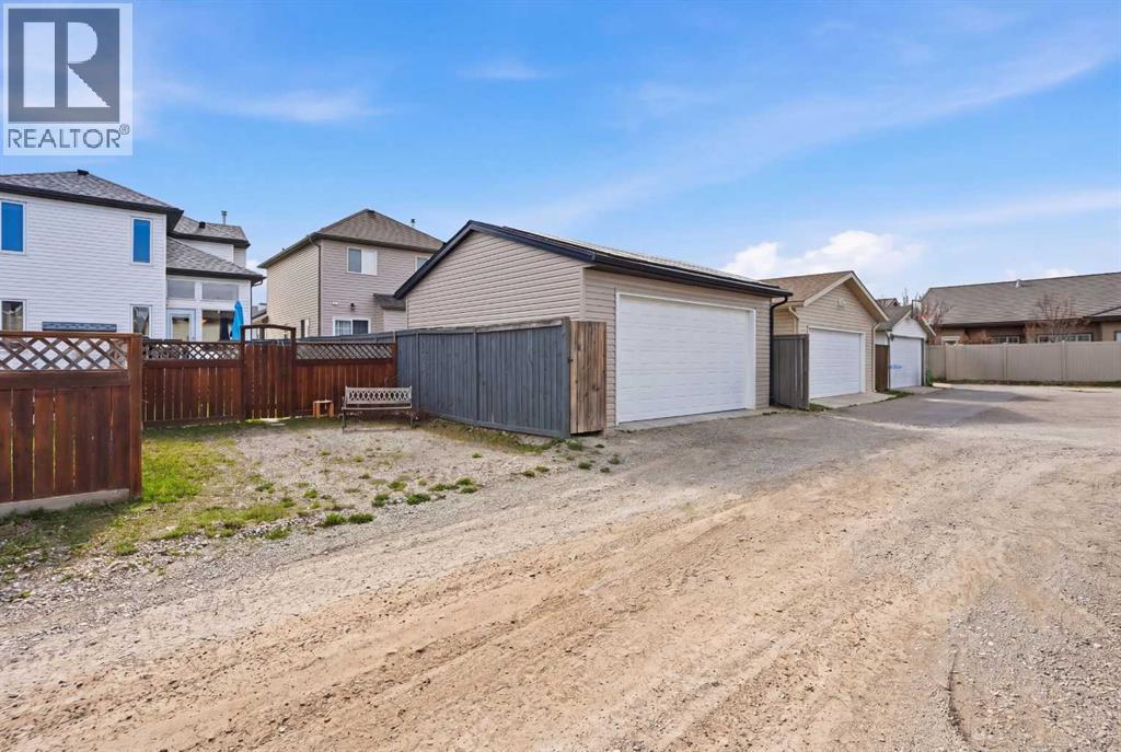 87 Bridlecrest Road SW - 38