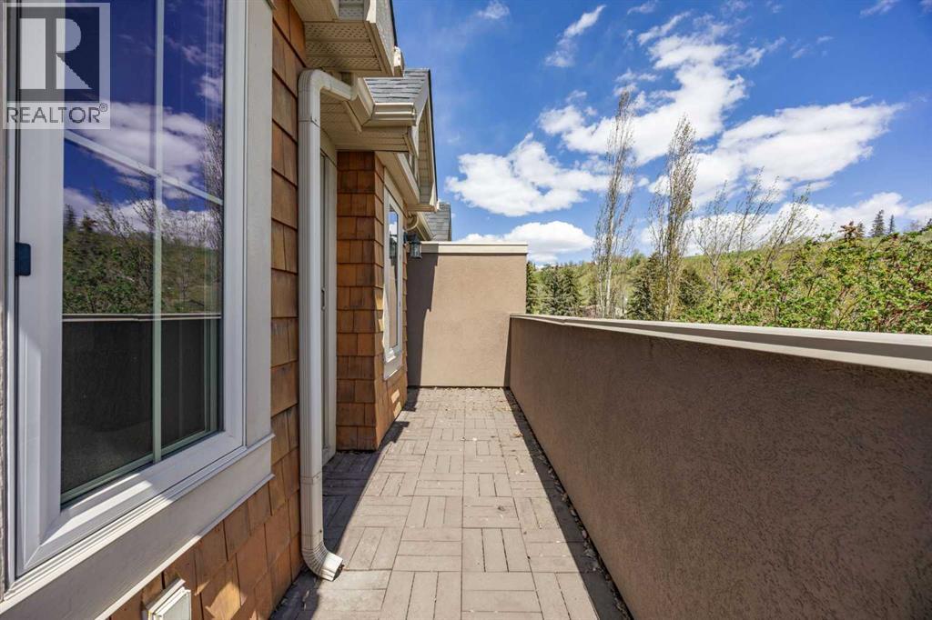 729 4 Street NW - 40
