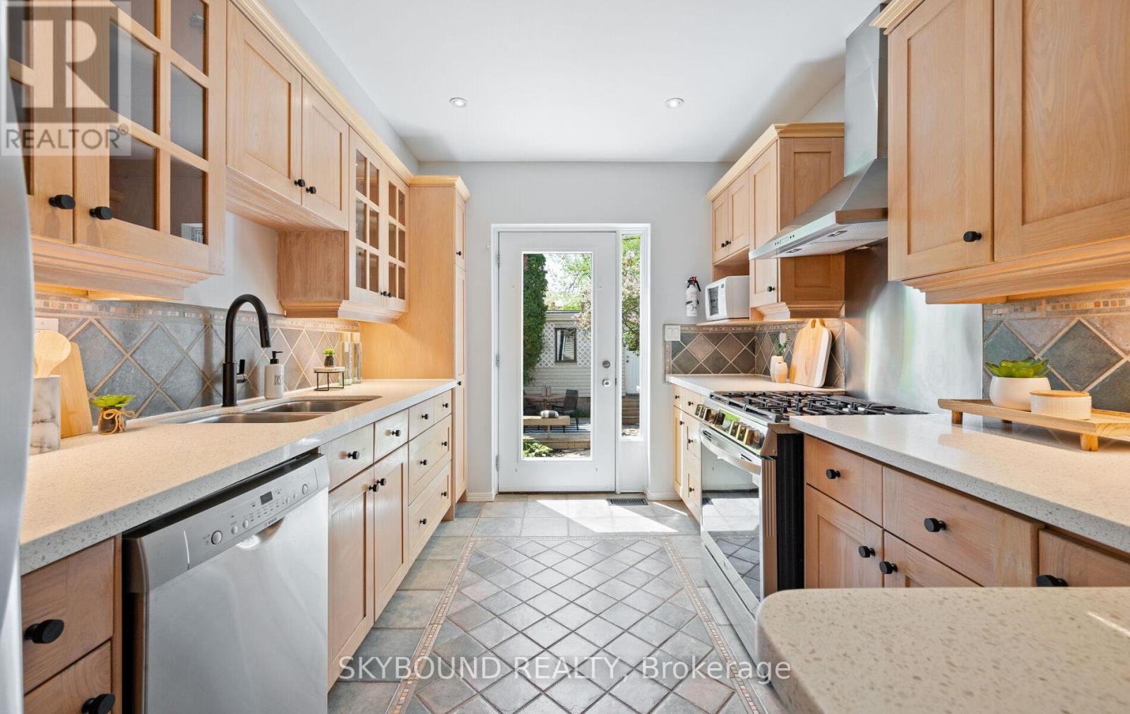 326 KENILWORTH AVENUE - 11