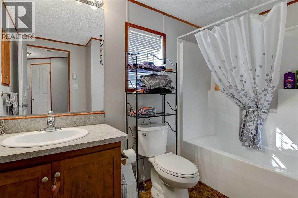8609 89 Street - 16