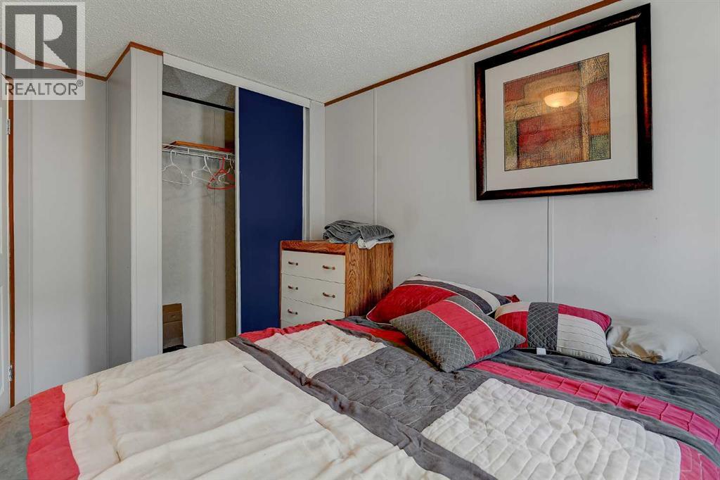 8609 89 Street - 18