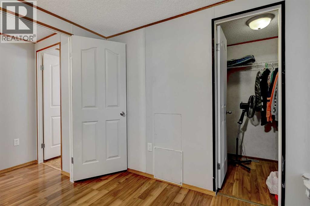 8609 89 Street - 15