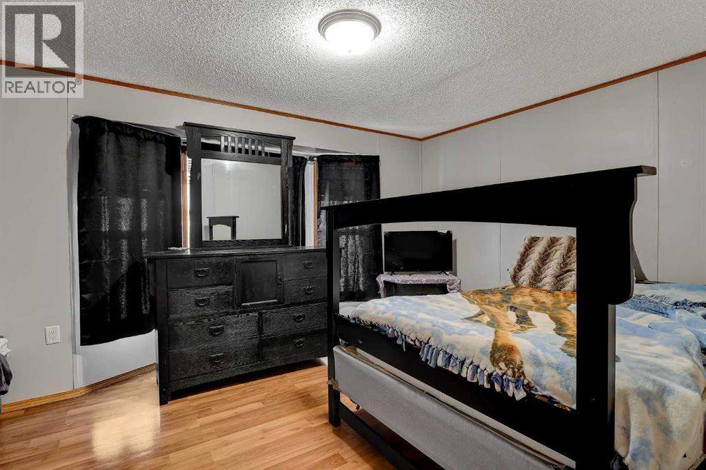 8609 89 Street - 14