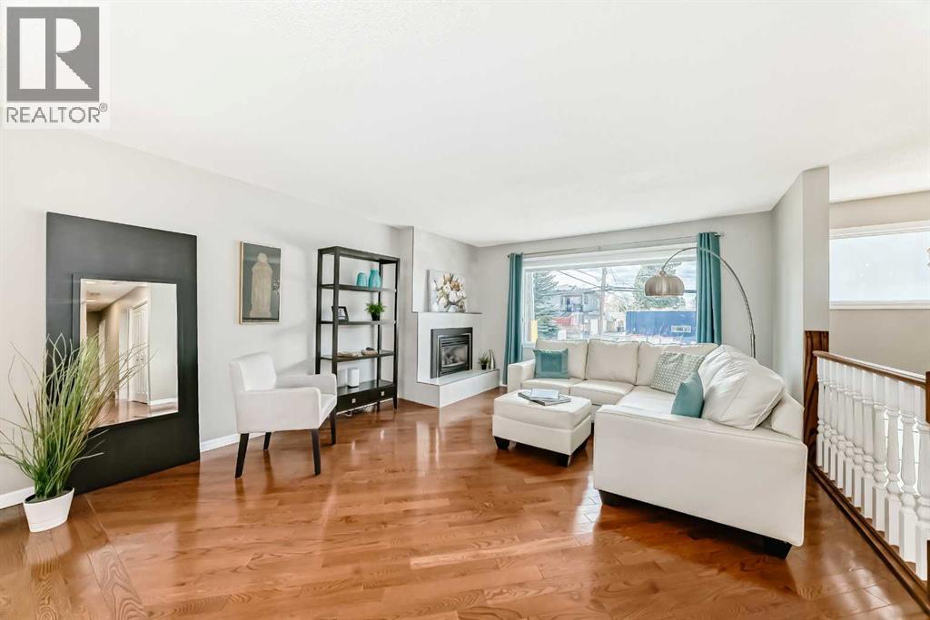 2212 4 Street NE - 4