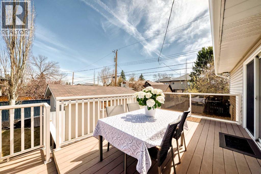 2212 4 Street NE - 40