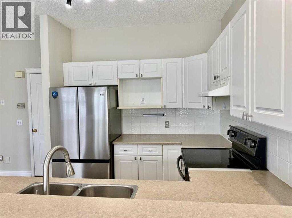 102 Prestwick Gardens SE - 14