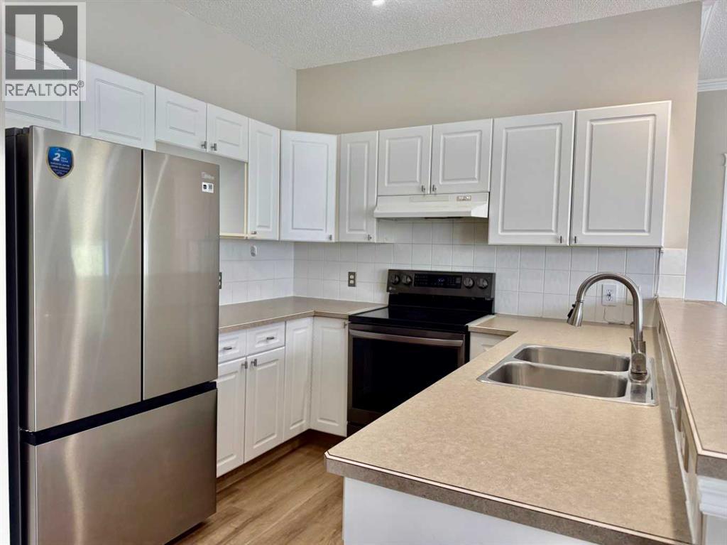 102 Prestwick Gardens SE - 3