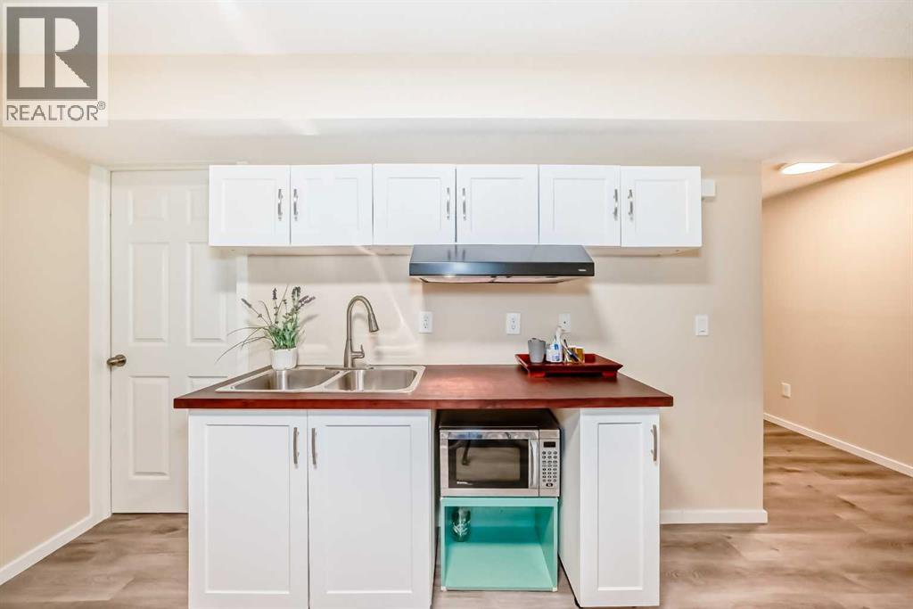 737 Wentworth Place SW - 11