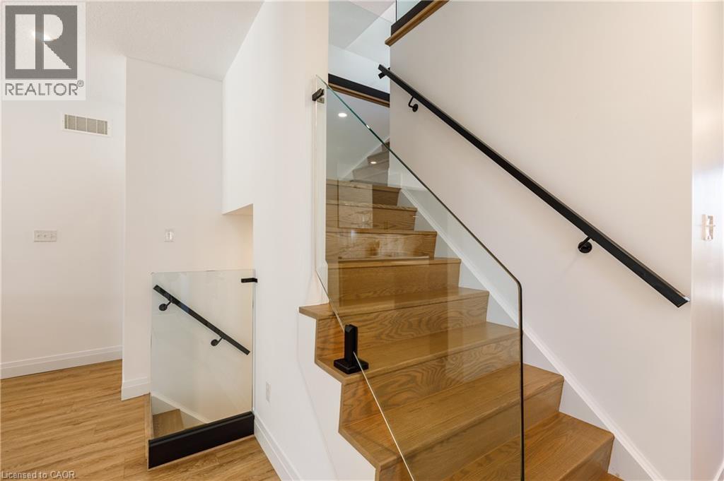916 STEEPLERIDGE Court - 18