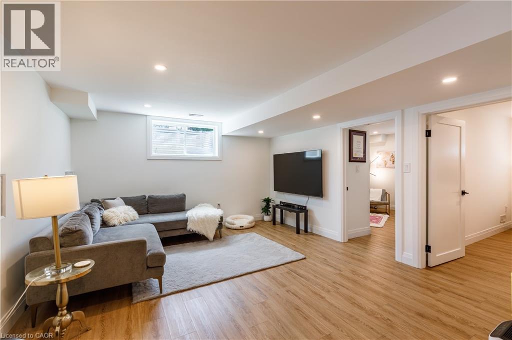 916 STEEPLERIDGE Court - 35
