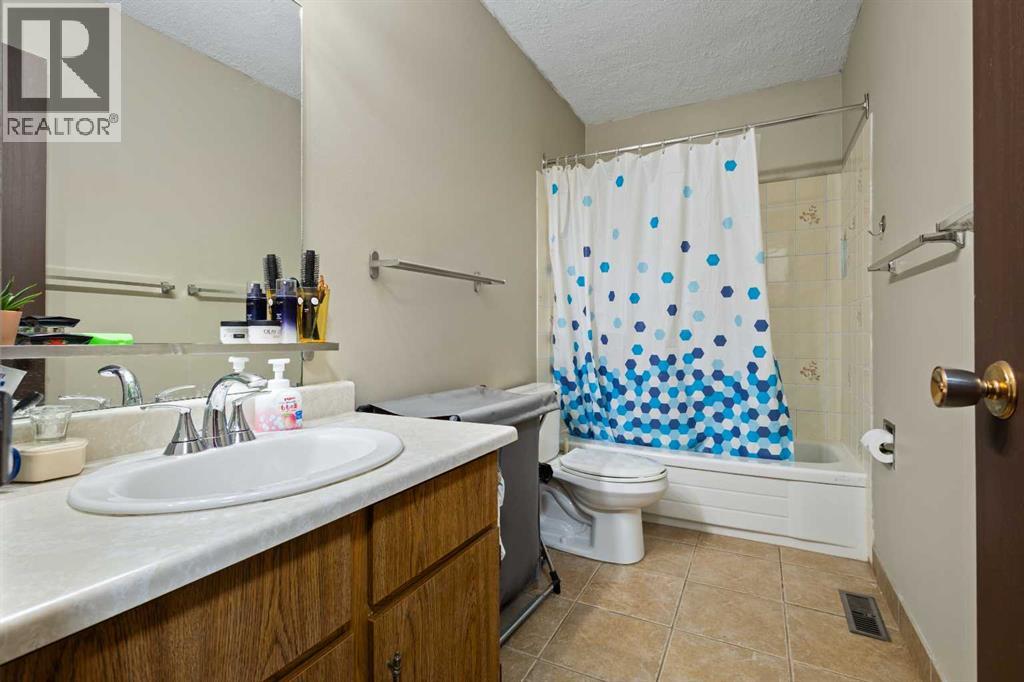 24 Bedford Road NE - 17
