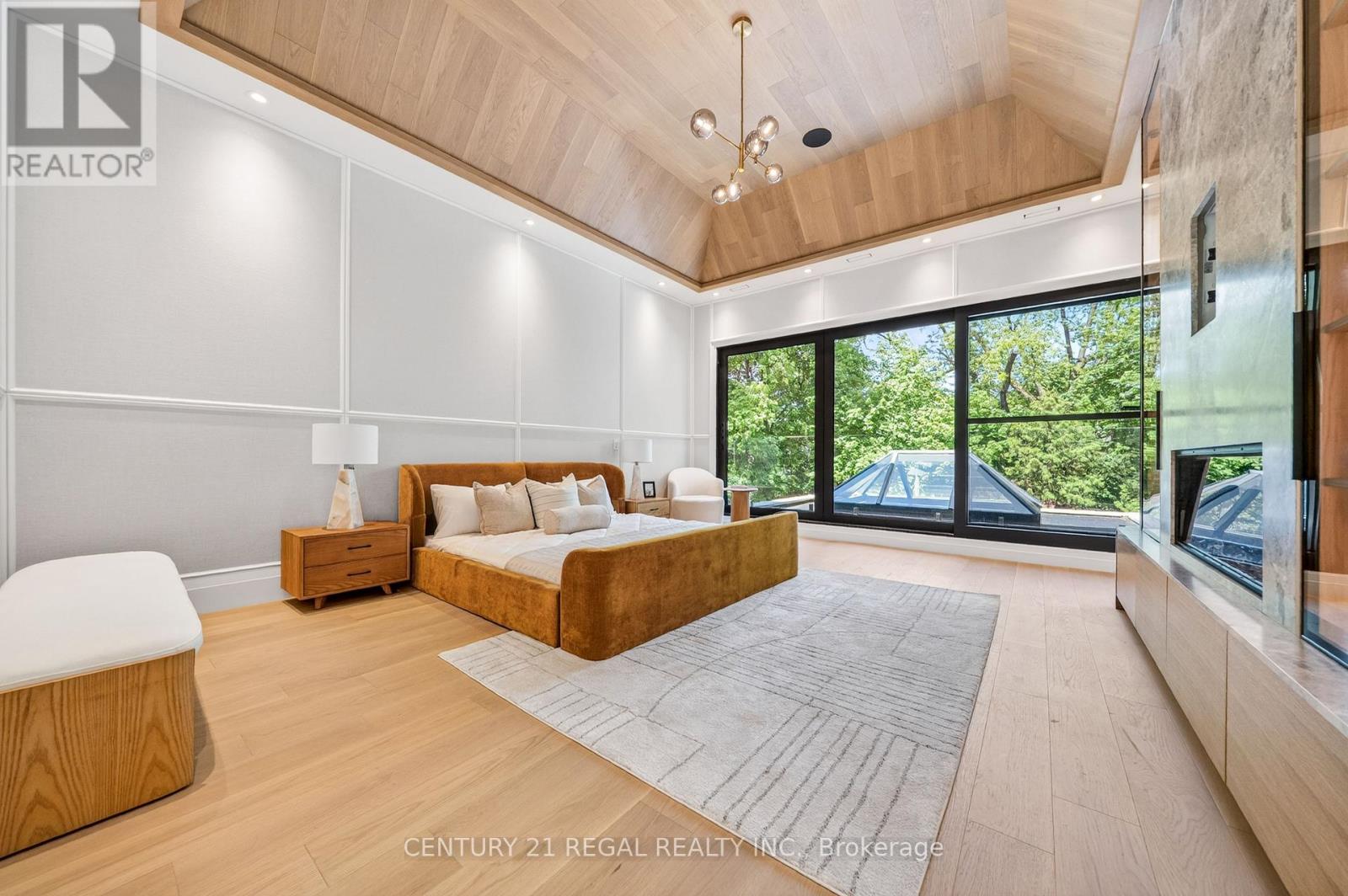 43 WANLESS CRESCENT - 22