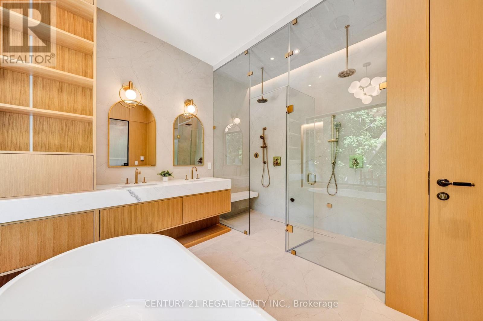43 WANLESS CRESCENT - 26