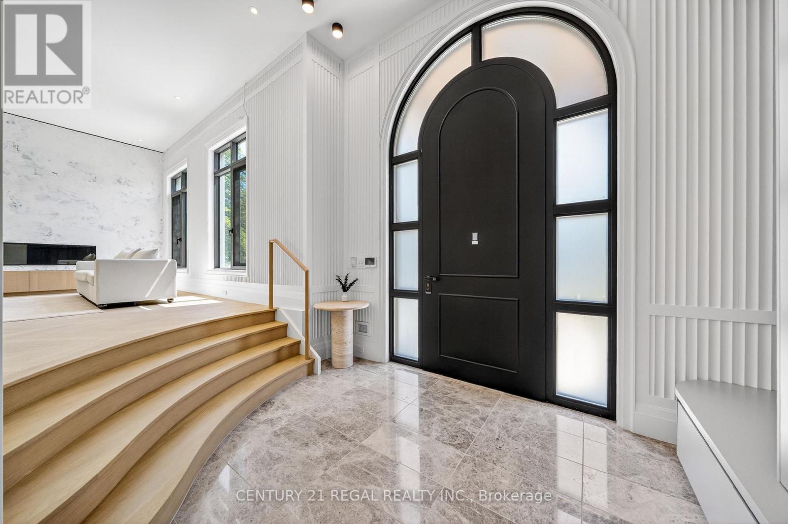 43 WANLESS CRESCENT - 5