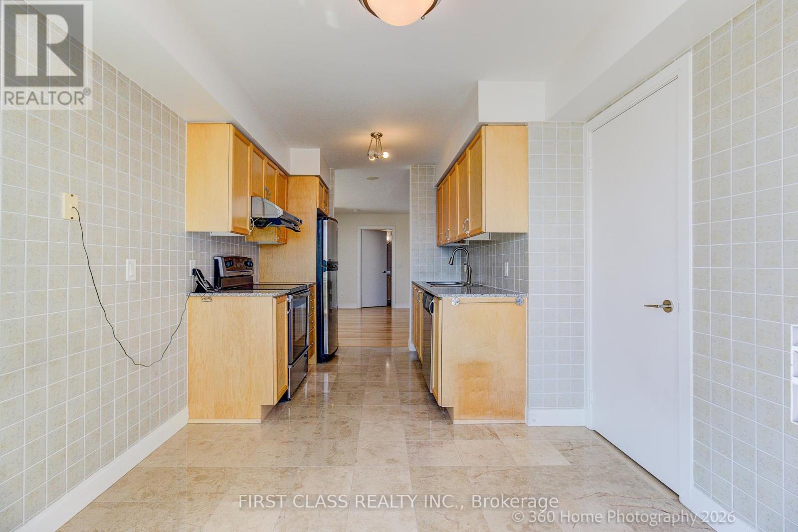 #2118 238 BONIS AVENUE - 12