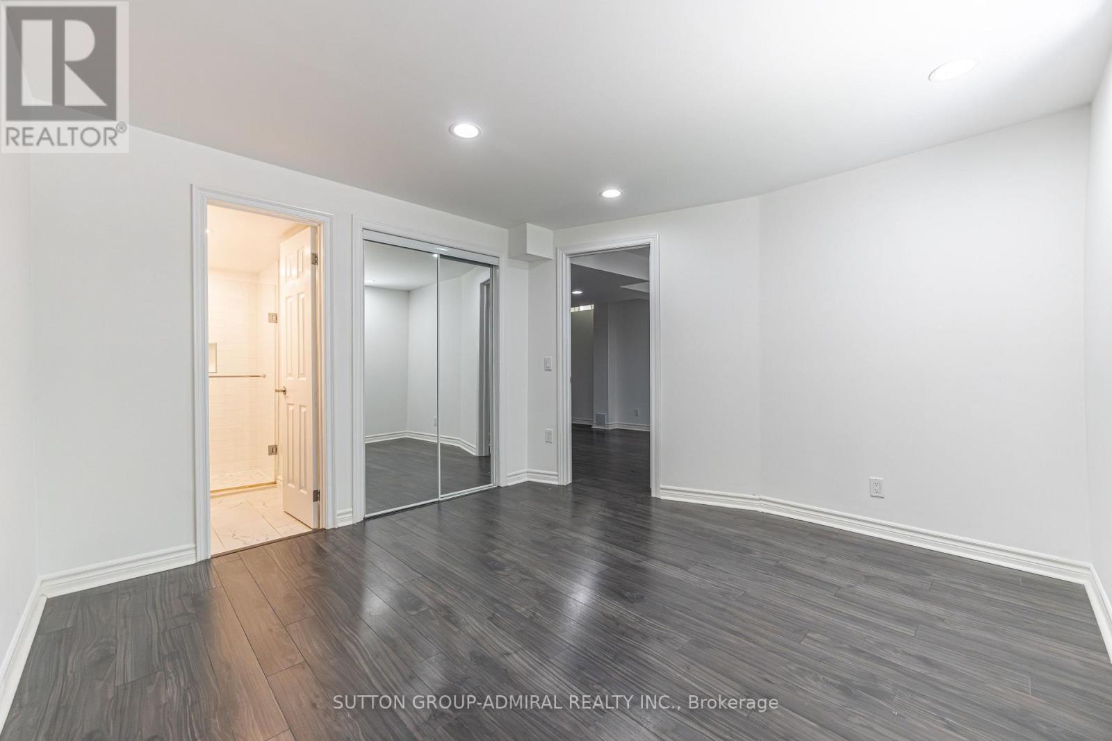 30 ELMEADE LANE - 34