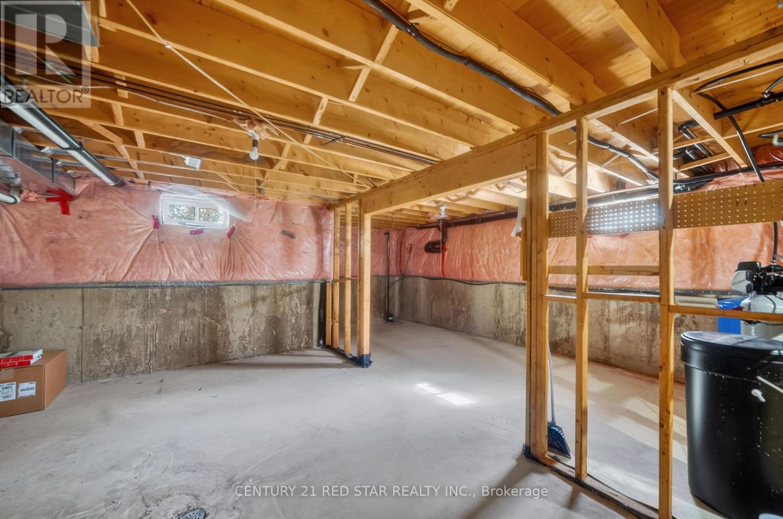 1775 LORETTA AVENUE - 26
