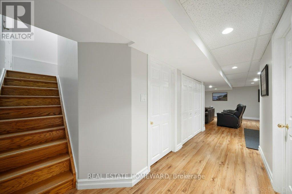 5908 LEESIDE CRESCENT - 39