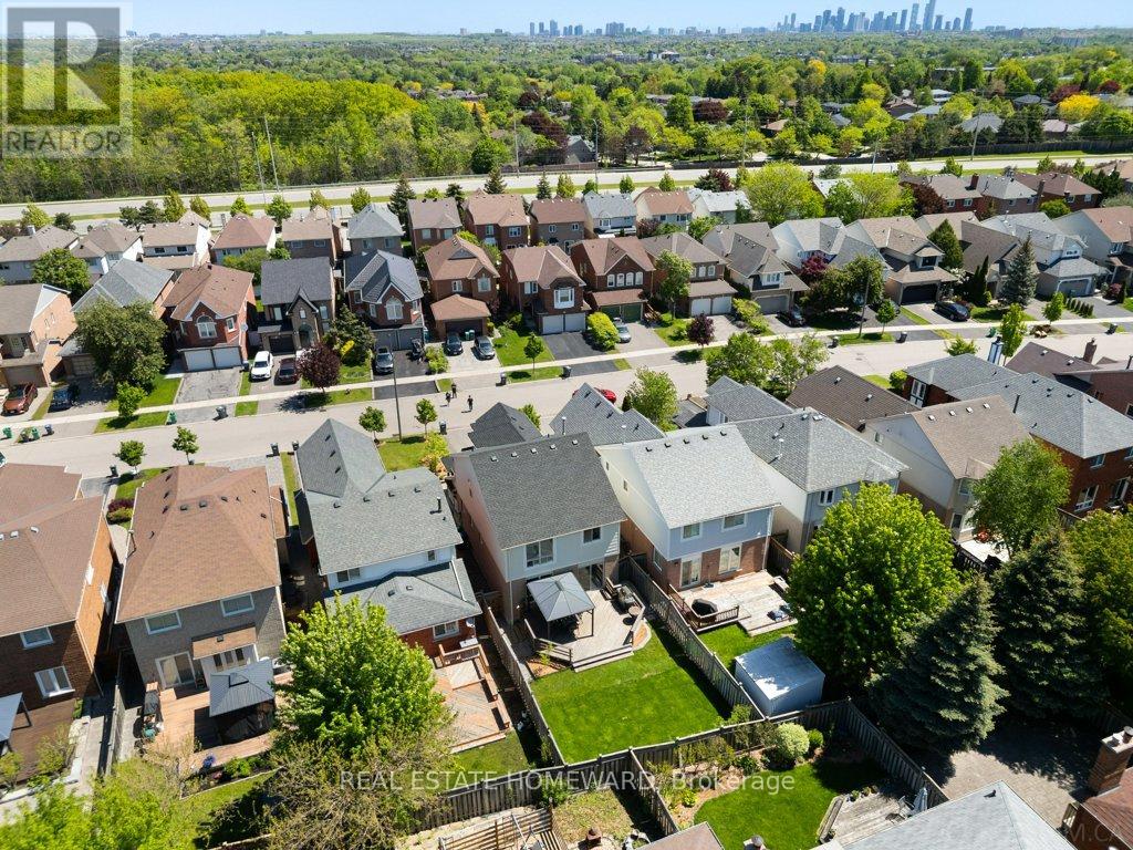 5908 LEESIDE CRESCENT - 6