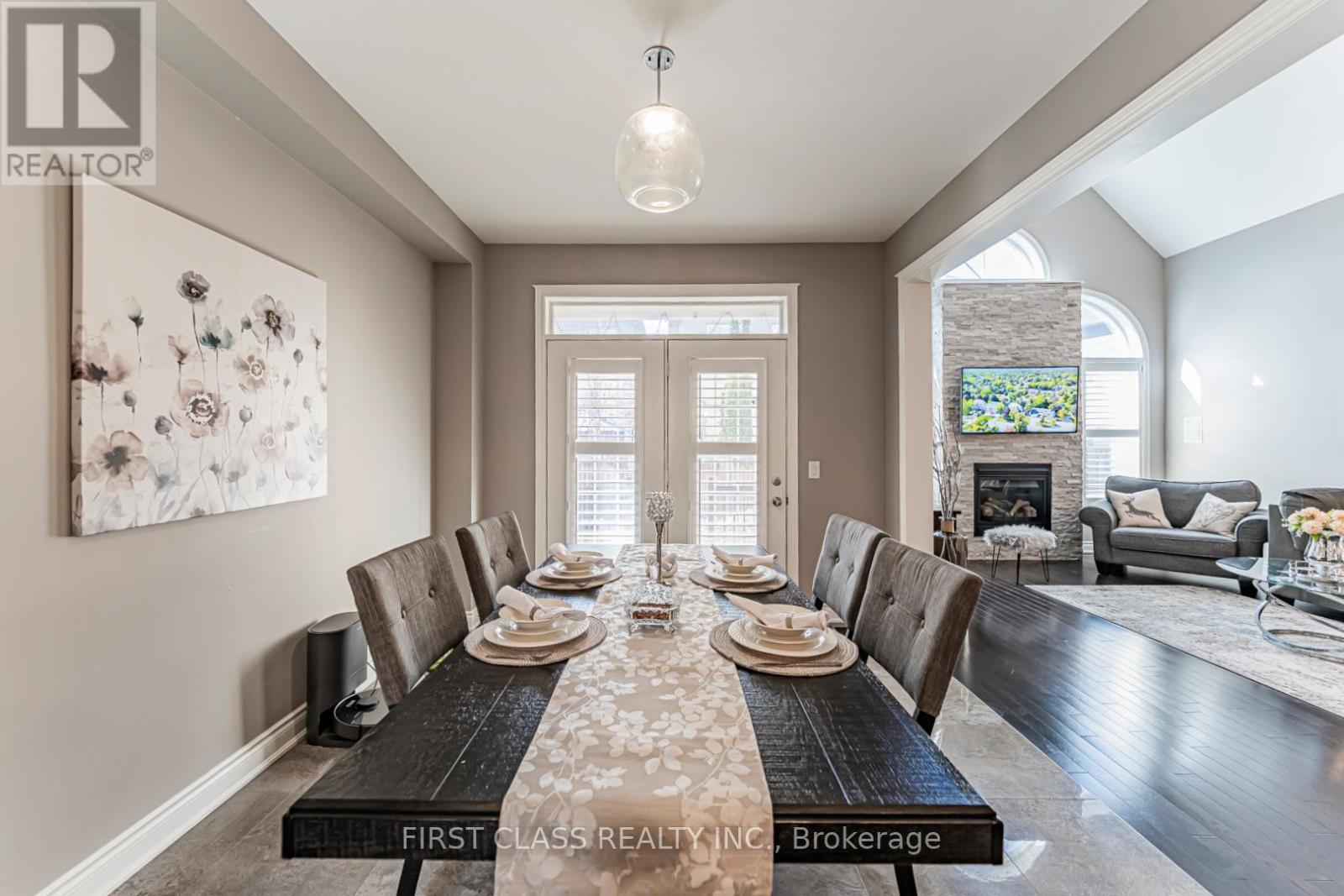 549 DANIEL CLARKE WAY - 19