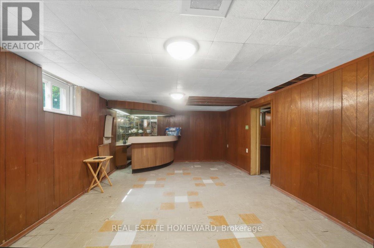 12 THIRTY SEVENTH STREET - 21
