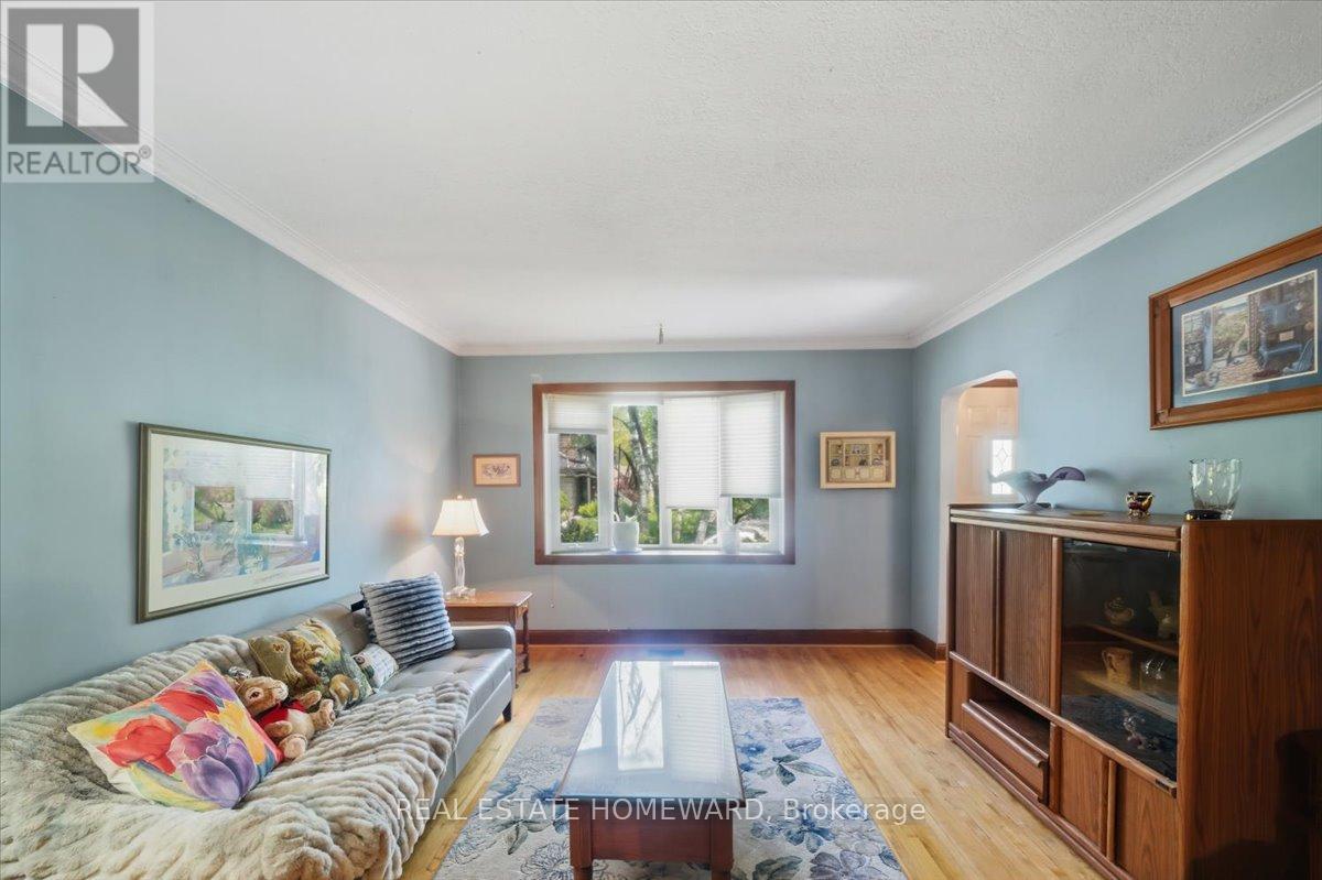 12 THIRTY SEVENTH STREET - 7