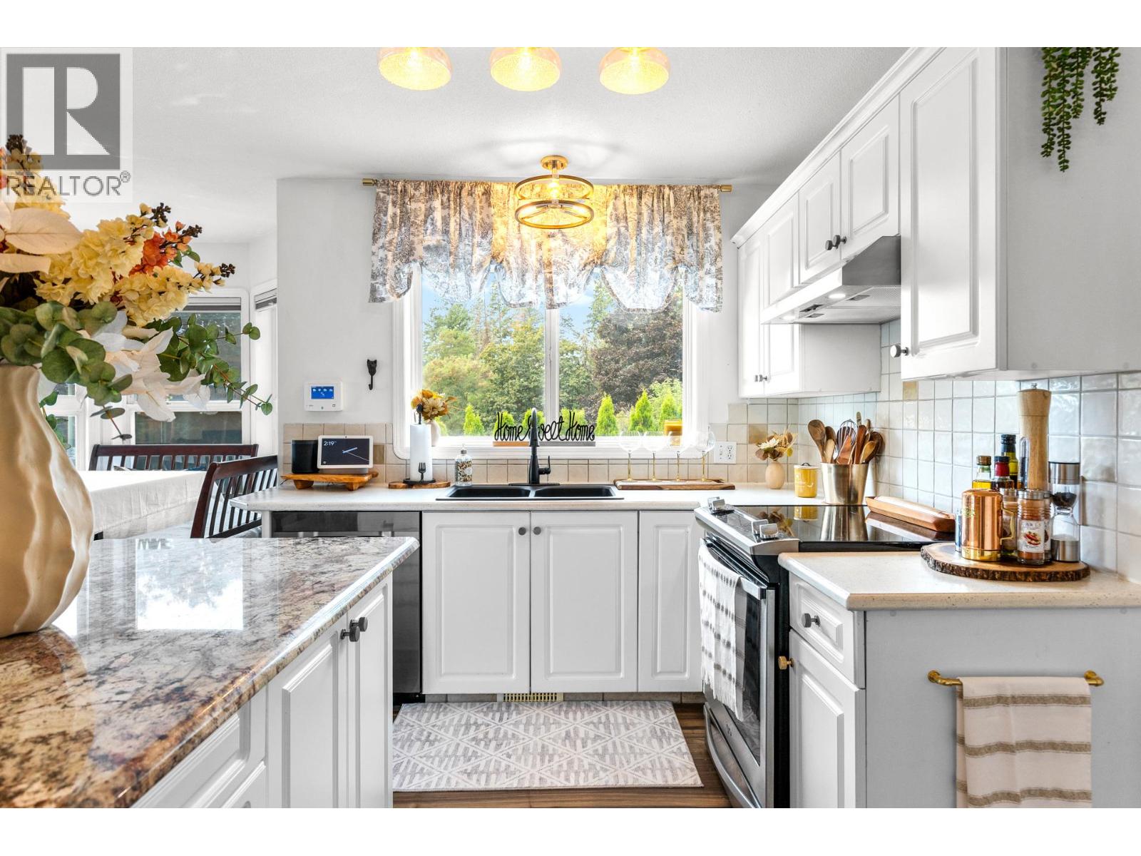  2669 Wild Horse Drive, West Kelowna