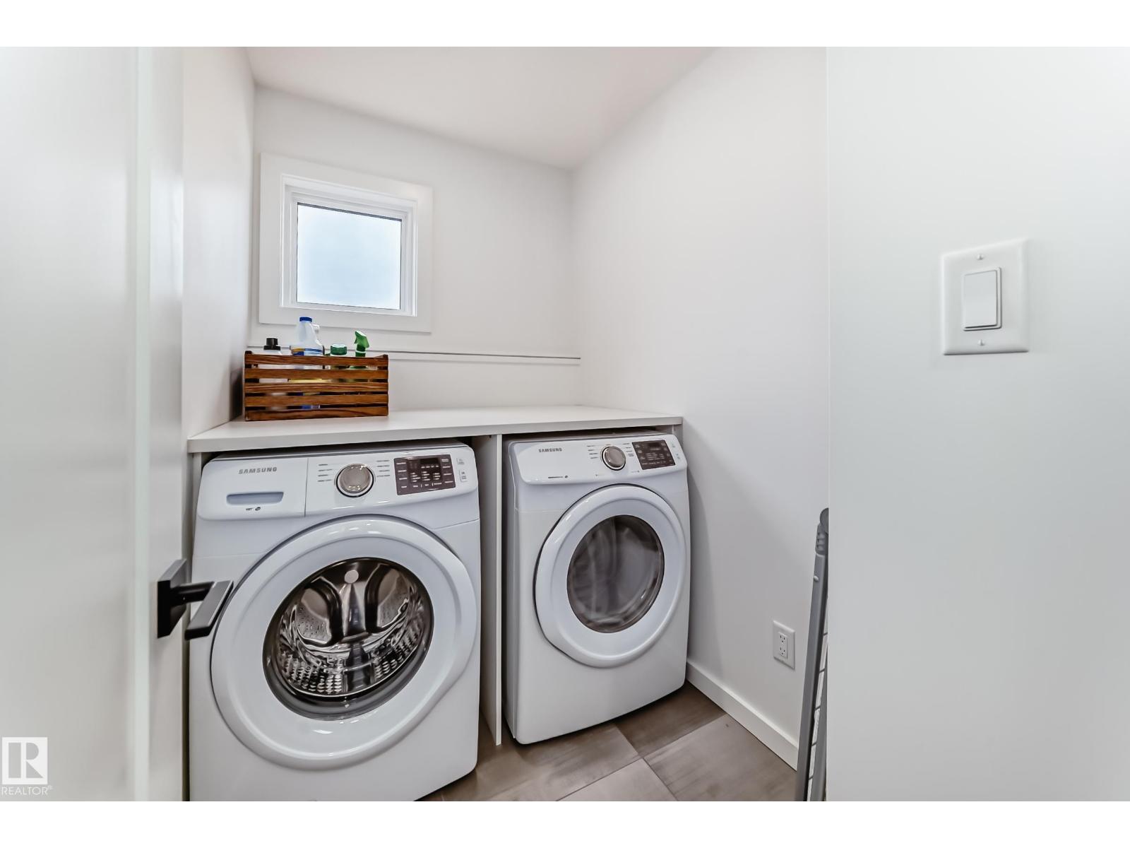 11132 125 ST NW - 43
