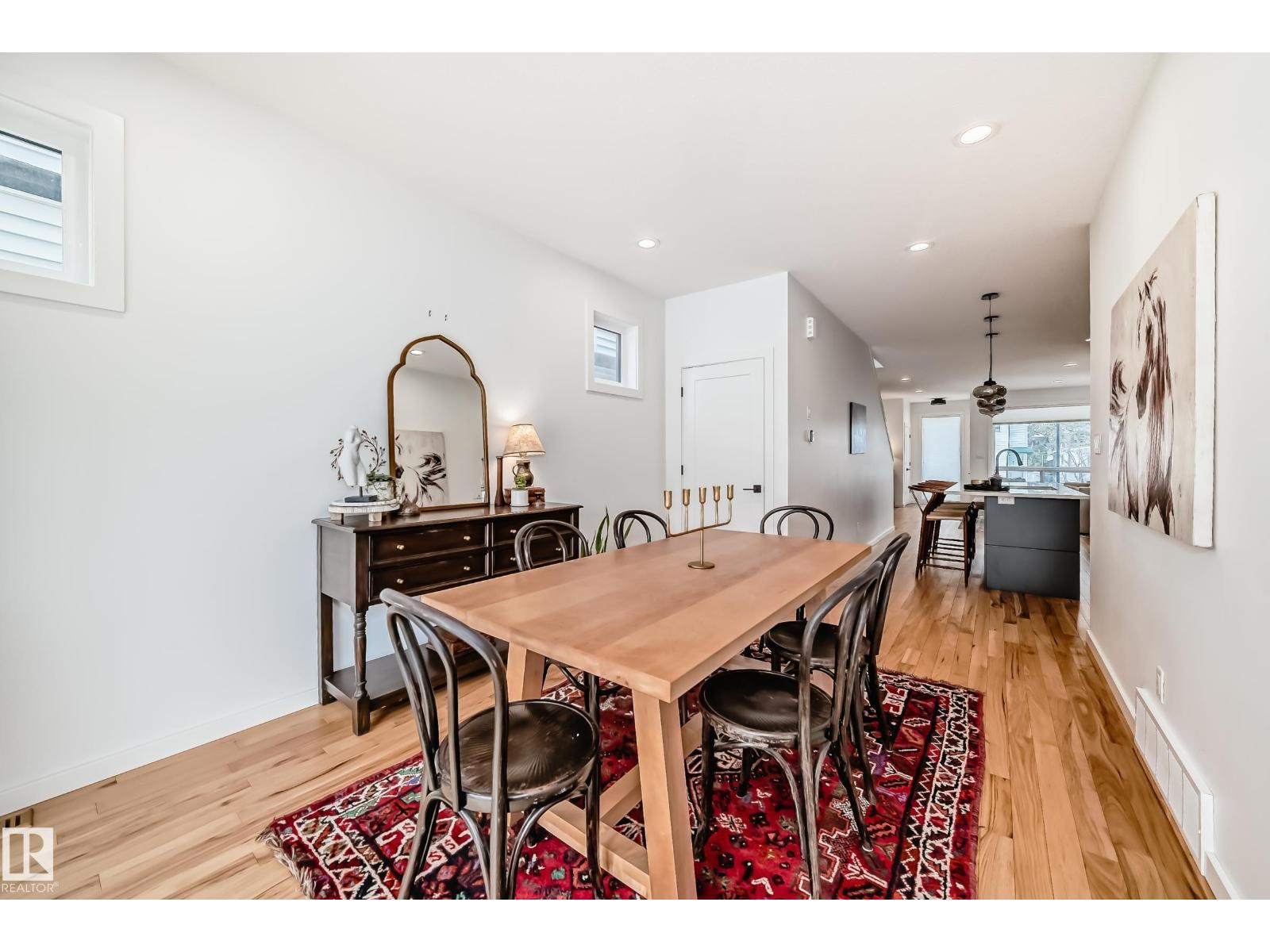 11132 125 ST NW - 21