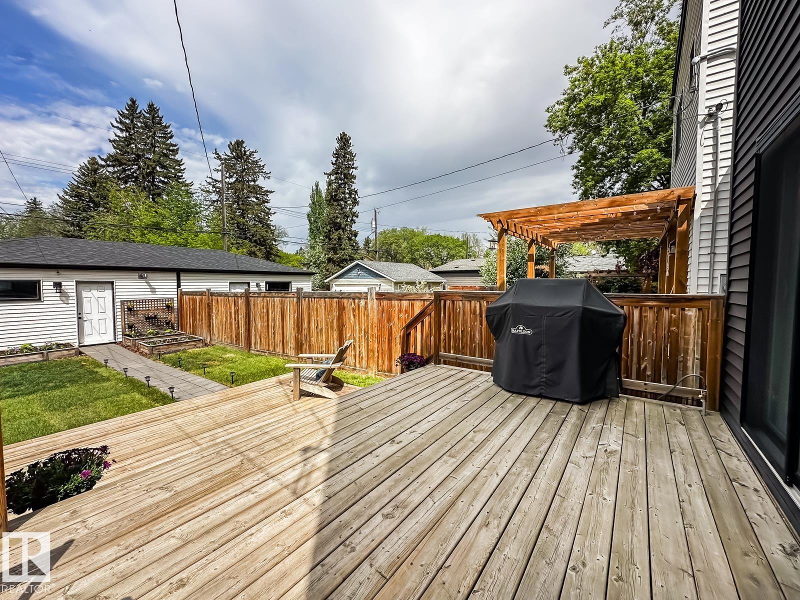 11132 125 ST NW - 54