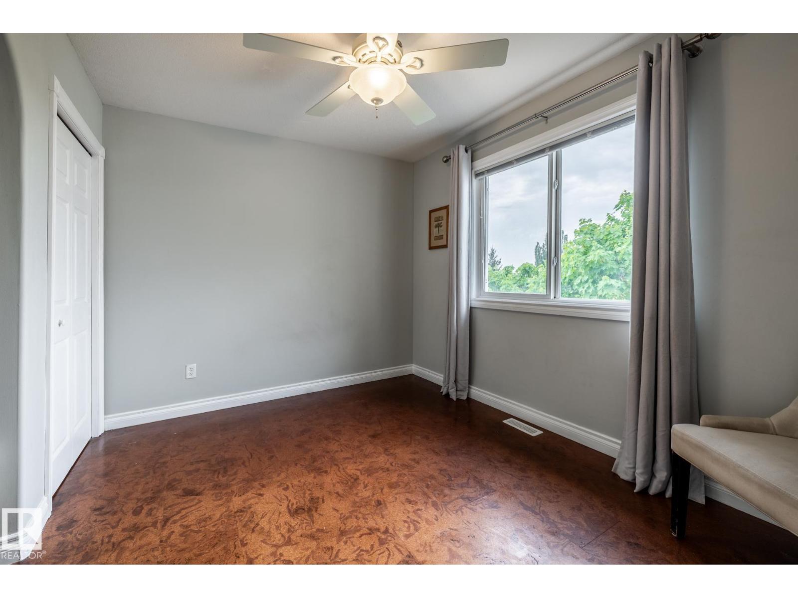 2036 TOWNE CENTRE BV NW - 24